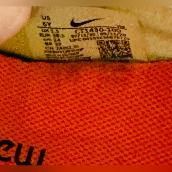 Nike Renew Run size 6Y - Picture 7 of 10